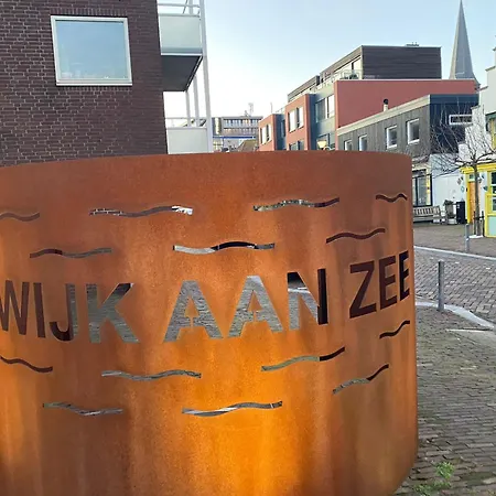 Beautiful With Sauna And Garden Holiday home